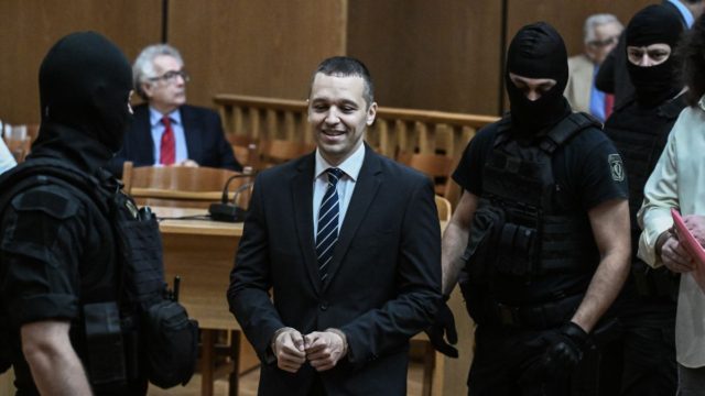 Διεκδικεί και επίσημα τον δήμο Αθηναίων ο Ηλίας Κασιδιάρης – Κατέθεσε την υποψηφιότητά του