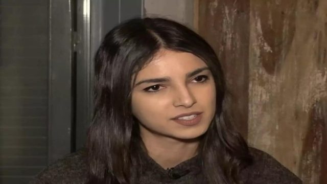 Στο νοσοκομείο η Ιφιγένεια Τζόλα: «Ανά πάσα στιγμή γίνεται η κατάσταση κρίσιμη…» – Η φωτογραφια με την βελόνα στο χέρι και το μήνυμά της