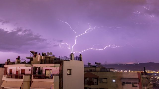 Κακοκαιρία «Petar»: Μήνυμα του 112 για επικίνδυνα καιρικά φαινόμενα σε 6 περιοχές της χώρας – Πτώση θερμοκρασίας σε δύο φάσεις (photo)