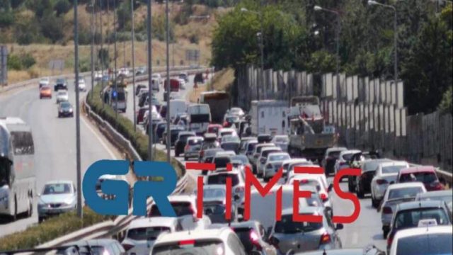 Τροχαίο-σοκ στη Θεσσαλονίκη: Καραμπόλα 4 οχημάτων στον περιφερειακό – Τραυματίστηκε παιδί (video-photos)