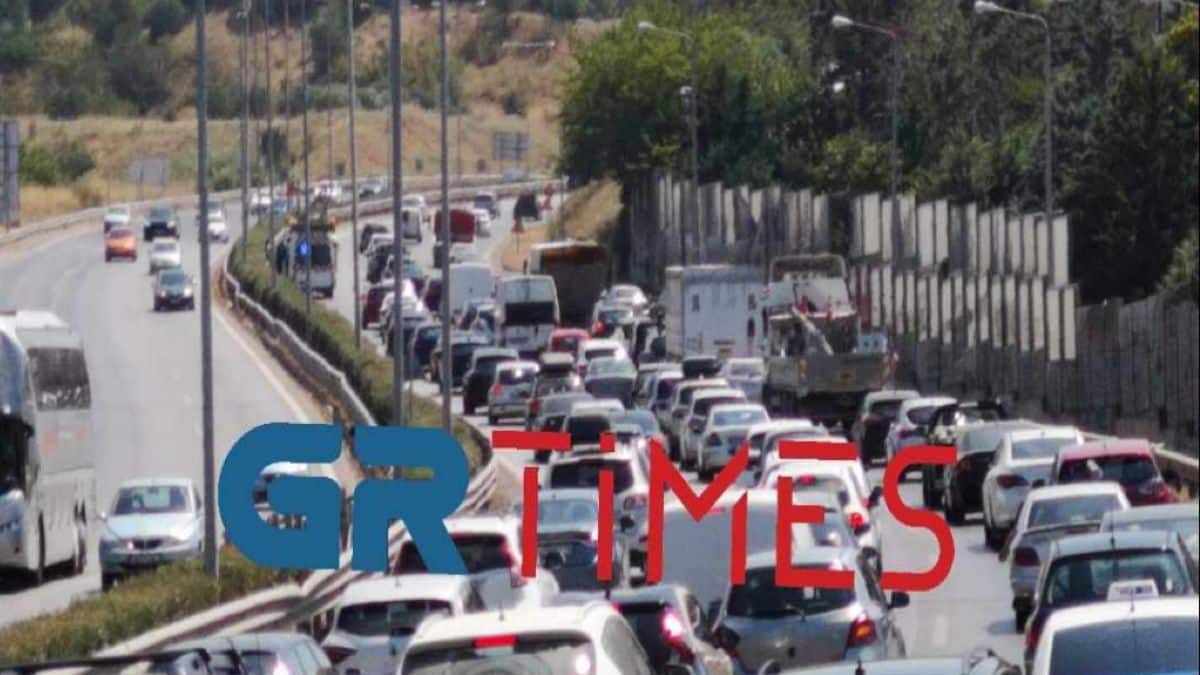 Τροχαίο-σοκ στη Θεσσαλονίκη: Καραμπόλα 4 οχημάτων στον περιφερειακό – Τραυματίστηκε παιδί (video-photos)