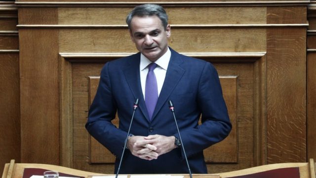 Κυριάκος Μητσοτάκης: «H μόνη ζημιά που δεν διορθώνεται είναι η απώλεια της ανθρώπινης ζωής!» – Η ατάκα στον Βελόπουλο για «σαχλαμάρες» (Video)