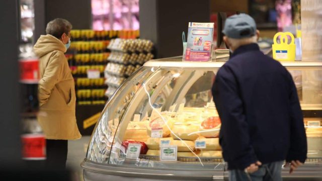 Αντίστροφη μέτρηση για το Market Pass 2: Από Σεπτέμβρη οι νέες αιτήσεις – Οι δικαιούχοι και τα ποσά (video)