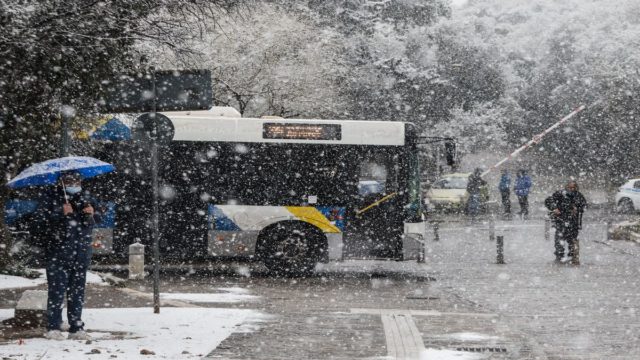 «Ασπρίζουν» τον χειμώνα μας τα Μερομήνια: «Λευκή εβδομάδα Χριστουγέννων και παρατεταμένος παγετός…»