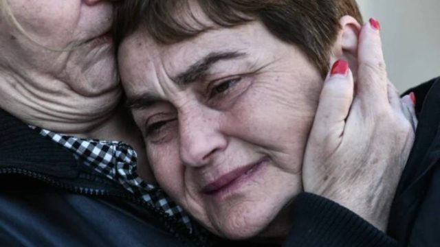 «Οι φωνές της έρχονται στο μυαλό μου»: Συγκλονίζει η μητέρα της Ελένης Τοπαλούδη
