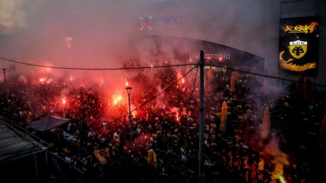 Ανατριχιάζουν οι λεπτομέρειες της στυγερής δολοφονίας στη Νέα Φιλαδέλφεια: Με πολλές μαχαιριές σκότωσαν τον 22χρονο οπαδό της ΑΕΚ – «Κομβόι θανάτου» από την Κροατία (video)