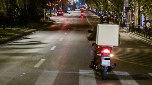 Σοκ στην Θεσσαλονική: Ντελιβεράς σκότωσε στο ξύλο 50χρονο επειδή του έκανε παρατήρηση!