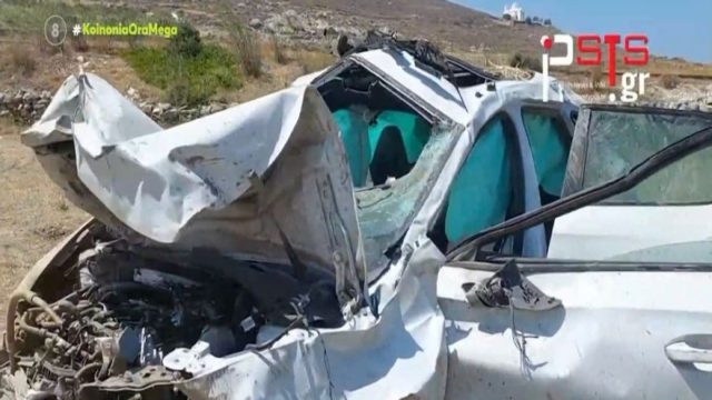 Σοκαριστικό τροχαίο στην Πάρο: Αυτοκίνητο διαλύθηκε σε κομμάτια μετά από «τρελή» πορεία – Χτυπούσε σε κολόνες και έκανε τούμπες (Video)