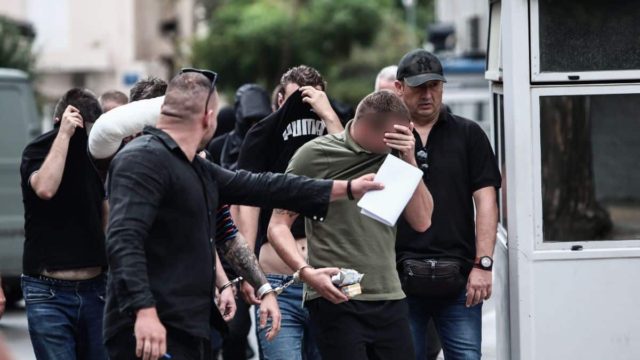 Πατέρας Κροάτη χούλιγκαν: Τα παιδιά που κρατούνται δεν έχουν κανένα πρόβλημα με την ΕΛΑΣ