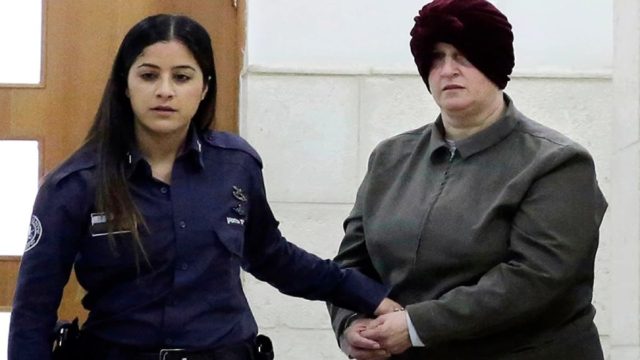 «Αυτό θα σας βοηθήσει για τη νύχτα του γάμου» – Πρώην διευθύντρια κακοποιούσε σ@ξου@λικ@ μαθήτριες σε εβραϊκό σχολείο στην Αυστραλία (photo)