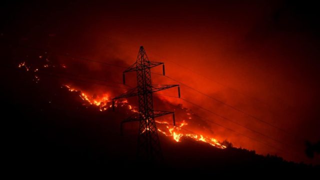 Απόφαση-κόλαφος: Φυλακή και «τσουχτερά» πρόστιμα ακόμη και για εμπρησμό εξ αμελείας – Τι αποφάσισαν Γιώργος Φλωρίδης και Βασίλης Κικίλιας