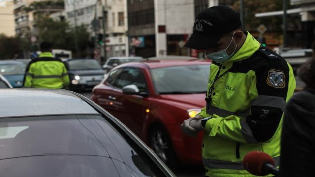 Πρόστιμο 3.000 ευρώ για 5 στους 10 οδηγούς – Η συνήθεια που κοστίζει ακριβά