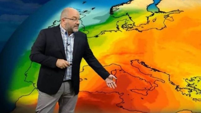 Καμπανάκι από τον Σάκη Αρναούτογλου: «Θερμές αέριες μάζες θα σαρώσουν οκτώ περιοχές! Ο καιρός έως και τις 2 Σεπτεμβρίου…» (photo)