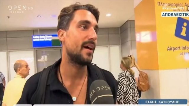 «Άνοιξε» τα χαρτιά του ο Σάκης Κατσούλης για τον ρόλο του ως παρουσιαστής – «Δεν έχω ασχοληθεί ξανά με κάτι τέτοιο» (video)