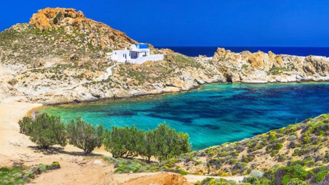 Παρέμβαση Αρείου Πάγου σε Πάρο και Σέριφο: Τι συμβαίνει στις παραλίες;