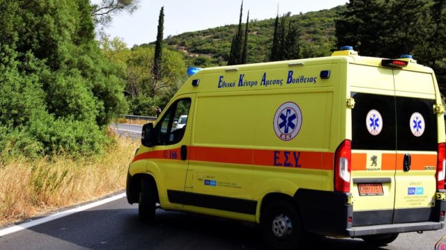 Σοβαρό τροχαίο στο Ρέθυμνο: Μηχανή παρέσυρε 34χρονη – Μεταφέρθηκε διασωληνωμένη στο νοσοκομείο