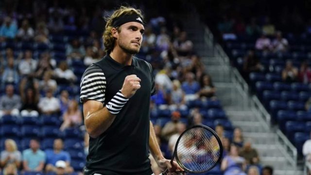 US Open: Απολαυστικός ο Στέφανος Τσιτσιπάς νίκησε με 3-0 σετ τον Μίλος Ράονιτς – Η Πάουλα Μπαντόσα τον χειροκρότησε