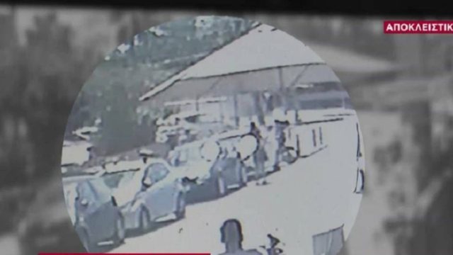 Λεωφόρος Ποσειδώνος: Βίντεο – ντοκουμέντο από το τροχαίο στο Φάληρο – Η πορεία του αυτοκινήτου που παραβίασε κόκκινο και έπεσε πάνω στην 30χρονη