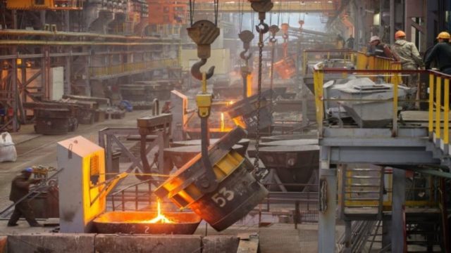 Βόλος: Τραγωδία στη Χαλυβουργία – Εργάτης έπεσε από ύψος 20 μέτρων και σκοτώθηκε