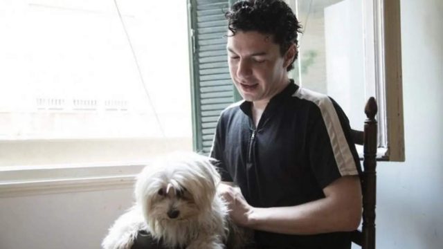 Ζακ Κωστόπουλος: «Κάποτε είχα ένα παιδί, δεν είχε φύλο, είχε οράματα, ελπίδες» – Συγκλονίζει η μητέρα του την ημέρα των γενεθλίων του