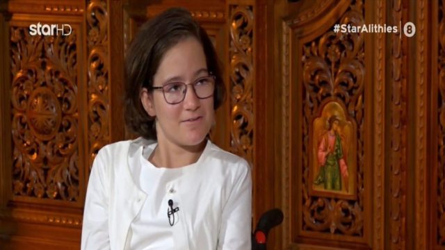 «Ευχαριστώ τους γονείς μου που δεν με σκoτωσαν»: Δάκρυσαν όλοι με την εξομολόγηση της 14χρονης Δαυιδούλας (Video)
