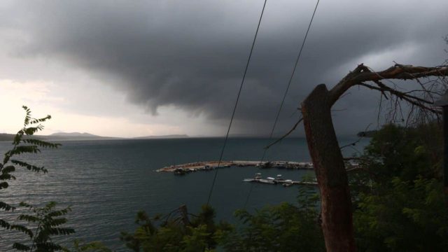 Κακοκαιρία «Daniel»: Πάνω από 7.000 κεραυνοί «χτύπησαν» τη χώρα – Αυτές είναι οι 8 περιοχές που «πνίγηκαν» (video)