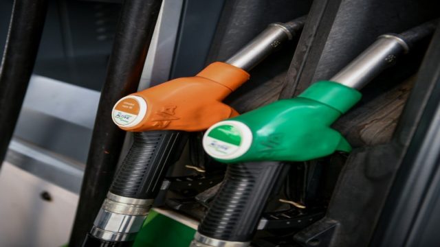 Λαβράκια στους ελέγχους για το λαθρεμπόριο καυσίμων -Πώς νοθεύουν πετρέλαιο-βενζίνη και πλουτίζουν
