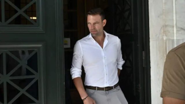 Στέφανος Κασσελάκης: Με τόσα χρήματα εξαγοράζει τη θητεία του στο Στρατό – Πόσο θα υπηρετήσει σε περίπτωση που καταταγεί (Video)