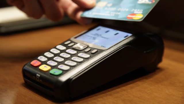 Τα πάνω-κάτω στις επιχειρήσεις με το Μητρώο POS: Η ΑΑΔΕ καταγράφει όλα τα POS (video)