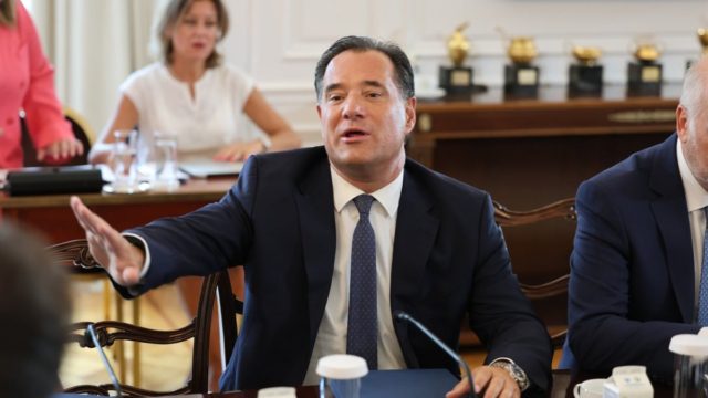 Ξεκαθαρίζει ο Άδωνις Γεωργιάδης: «Αδύνατον αυτή η καταστροφή να μην φέρει αύξηση στις τιμές των τροφίμων» (videos)