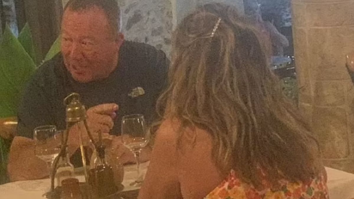 Ρεζίλι των σκυλιών: Αυτοί είναι οι Βρετανοί που έφαγαν σε 3 ταβέρνες στην Κρήτη και έφυγαν χωρίς να πληρώσουν