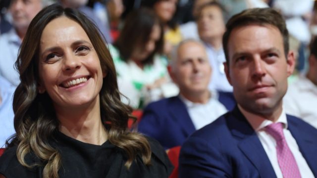 ΣΥΡΙΖΑ: Ηλεκτρισμένο κλίμα στην αντίστροφη μέτρηση για την εκλογή αρχηγού — Νέα μηνύματα από Κασσελάκη και Αχτσιόγλου (video)