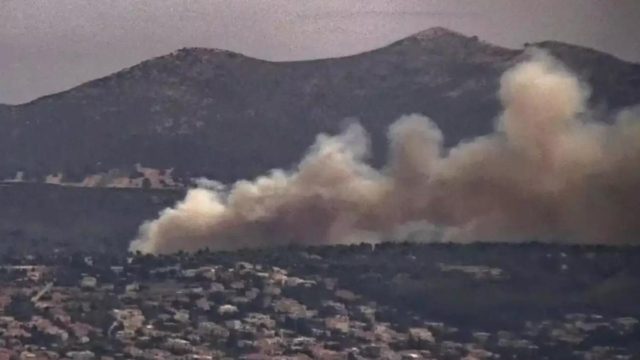 Φωτιά στη Σταμάτα: Διάσπαρτες εστίες καίνε δασική έκταση – Μήνυμα από το 112 να είναι σε ετοιμότητα (photo)