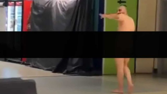 «Παγωμάρα» σε αεροδρόμιο: Άνδρας περιφερόταν γ@μνός επιδεικνύοντας τα κάλλη του – «Ο άνθρωπός μου!» (video)