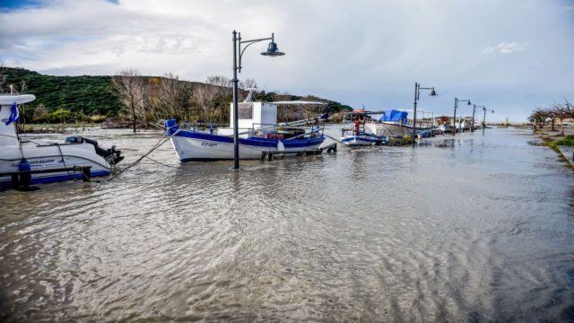 Καιρός σήμερα 8/9: Συνεχίζονται οι βροχές σε μεγάλο μέρος της χώρας – Νέα άνοδος της θερμοκρασίας