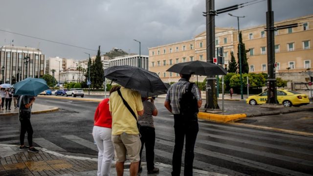 Καιρός σήμερα 3/9: Τελευταία «καθαρή» μέρα πριν καταφθάσει ο μεσογειακός κυκλώνας – Ραγδαία επιδείνωση από το βράδυ και «υγρό» διήμερο (video)