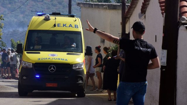 Σοκ στην Καλαμάτα: Έβγαλε όπλο στο «αίμα» του για μια μουριά – Τον πυροβόλησε με καραμπίνα 4 φορές