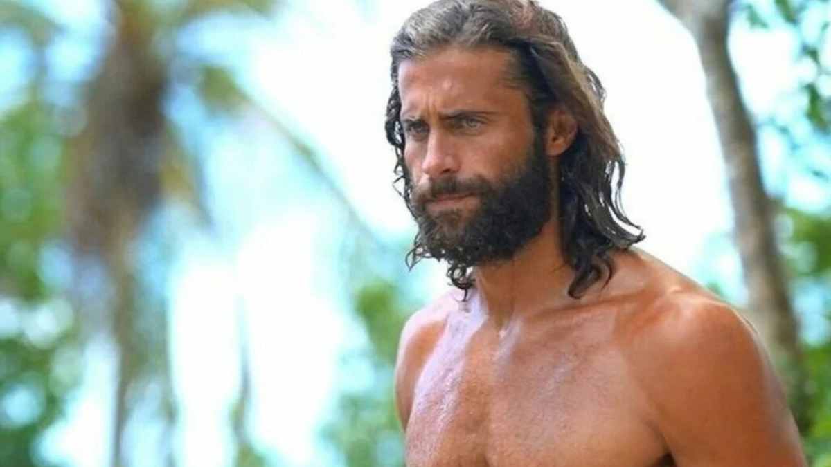 Ασυγκράτητος ο Βασάλος έκανε σ@ξ σε κεντρικό δρόμο – Τους έβλεπε ο κόσμος! (ΒΙΝΤΕΟ)