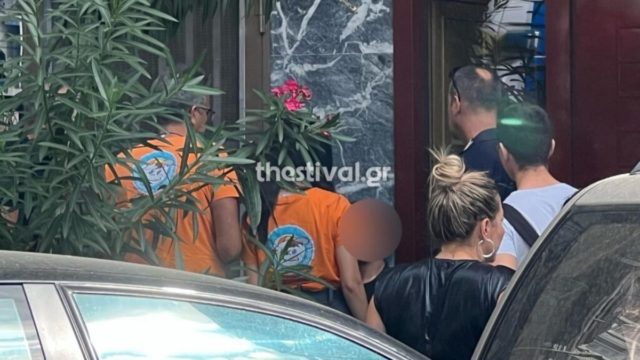 Θεσσαλονίκη: 10 ανήλικοι «έστησαν» καρτέρι σε 17χρονο – Τον ξυλοκόπησαν με μπουνιές και κλωτσιές έξω από το σχολείο (photos)