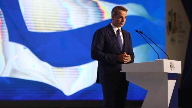 ΔΕΘ 2023: «Πόλεμο» με τη φοροδιαφυγή προανήγγειλε ο Μητσοτάκης – Πόσο αυξάνονται οι μισθοί με το «ξεπάγωμα» των τριετιών και όλο το «καλάθι» των μέτρων (video)
