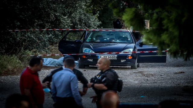 Μακελειό στη Λούτσα: Εδώ διέμεναν τα θύματα της εξαπλής δολοφονίας! Η σχέση τους με τον Τούρκο αρχιμαφιόζο Μπαρίς Μπογιούν – Τους εκτέλεσαν με 60 σφαίρες (Video)