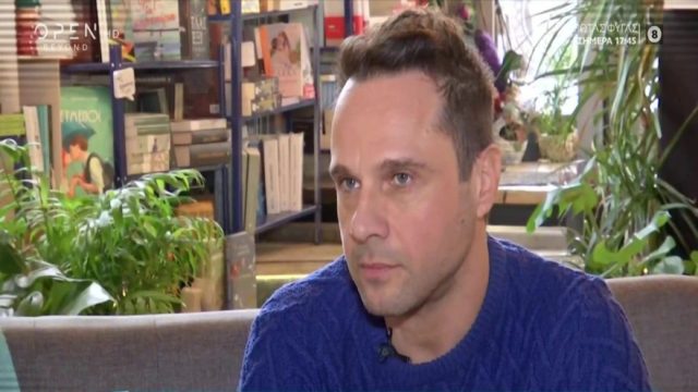 Μέμος Μπεγνής: «Έχω πιάσει σύντροφό μου να με απατά, αλλά δεν με νοιάζει, δεν είμαι κτητικός άνθρωπος» (Video)