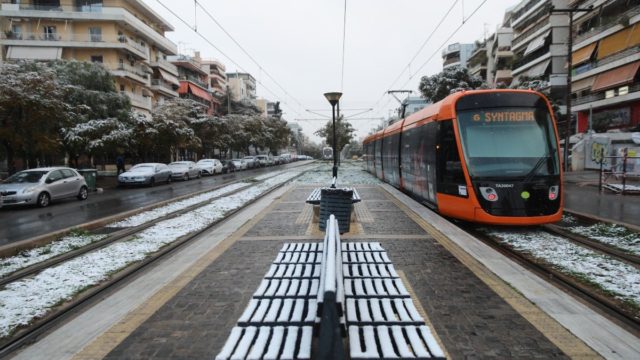 Πολικό «ρουά ματ» από τα Μερομήνια: «Ο πιο βαρύς χειμώνας! Όλα δείχνουν πως θα έχουμε χιόνι από…»