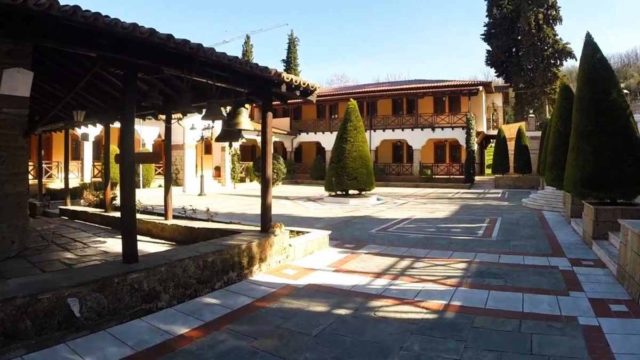 Μονή Παναγίας Δοβρά: Το περίφημο θαυματουργό Άγιασμα και το προσωνύμιο «Κουκουμητριώτισσα»