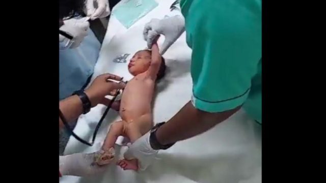 Φρίκη: Νεογέννητο βρέθηκε πεταμένο σε αποχέτευση – Αρουραίοι είχαν φάει τα χείλη και τα δάχτυλά του