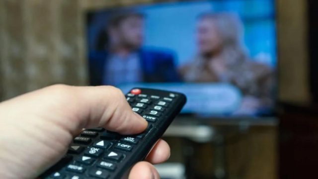 Τηλεθέαση 3/9: Έπεσαν οι «μετοχές» των καναλιών – Στα «τάρταρα» τα νούμερα στο κλείσιμο της εβδομάδας