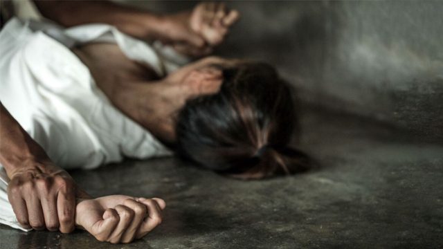 Σοκ στην Κύπρο: 20χρονη κατήγγειλε ομαδικό βιασμό σε ξενοδοχείο – Συνελήφθησαν 5 άνδρες