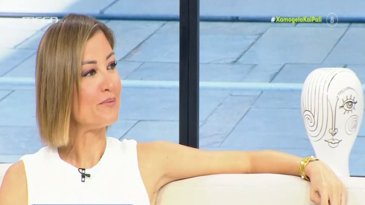 Ράνια Τζίμα: «Έγινα πάλι viral; Εντάξει, τι να πω;» – Απαντά πρώτη φόρα για το “χαρμάνιασμα” την ώρα του δελτίου ειδήσεων του Mega (Video)