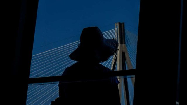 Η Φωτογραφία της Ημέρας: Κοιτώντας τη γέφυρα Ρίου-Αντιρρίου μέσα από το φέρυ μποτ!