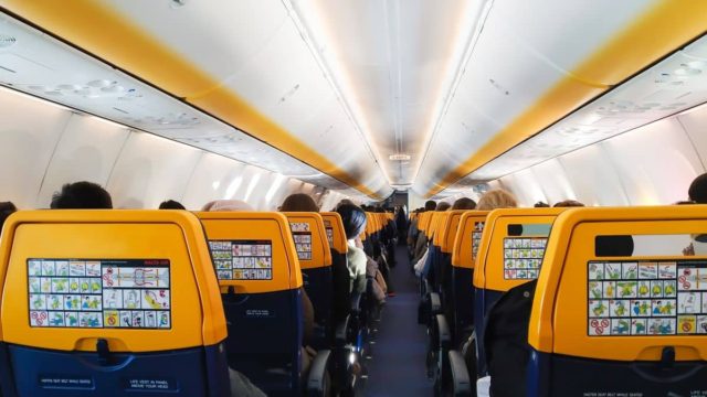 Προσφορά «αστραπή» από την Ryanair: Ταξιδέψτε με αεροπορικά εισιτήρια από €19,99!